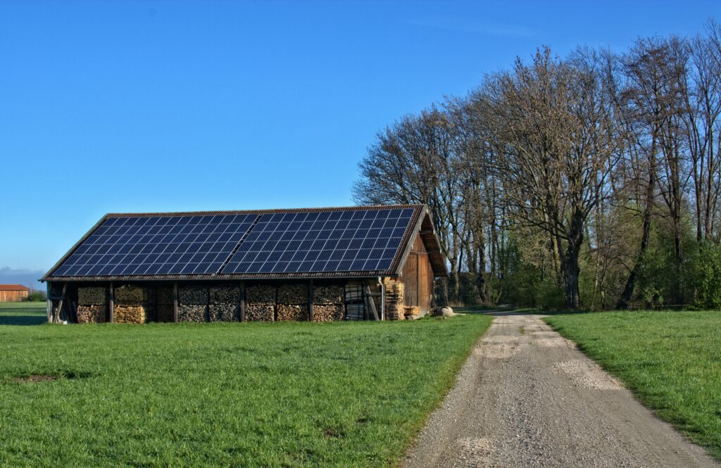 PV Photovoltaic on-grid and off-grid solar green power system solutions designed for residence, commercial and also industrial use, best in saving electricity cost, and achieve sustainability in the long-term.